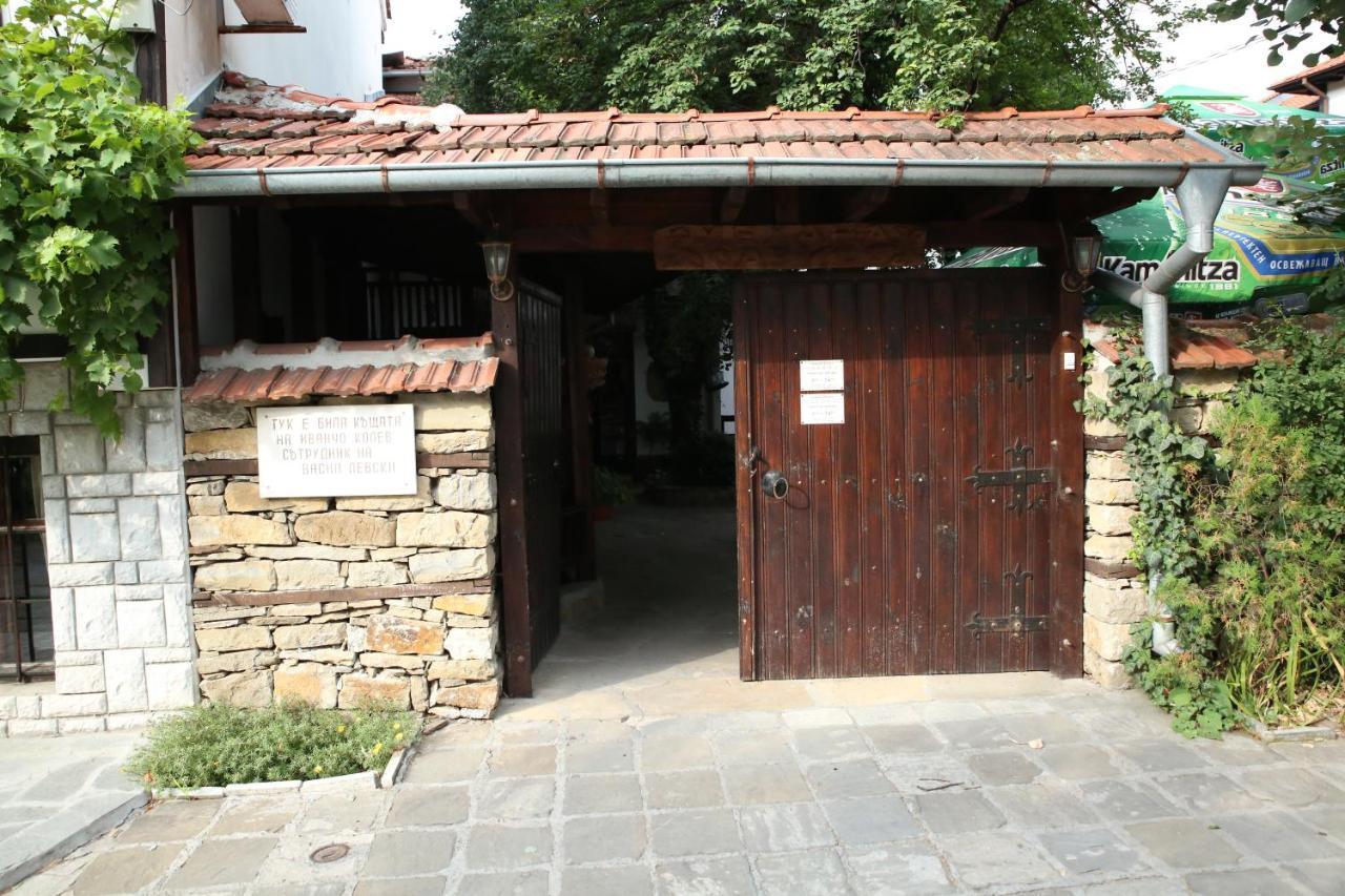 Oazis Family Hotel Loveci Exterior foto